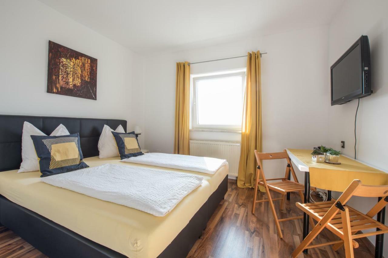 Pension Rosenhof Linz Bagian luar foto